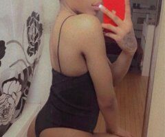 Minneapolis/St. Paul Car Date & Outcall Escort — Petite - Image 2