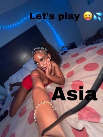 Queens Outcall Only Female Escort - 1