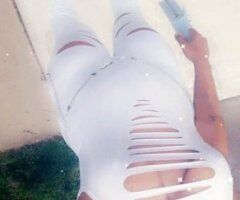 Detroit escorts - Detroit Incall — Private Clean, Wet & Tight Couples Fun (Fetish-Friendly) with Massage