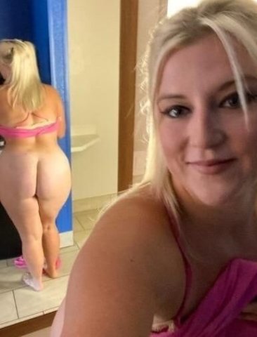 40-Year-Old Solo Female Escort in Racine - 1