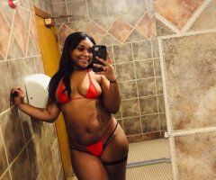 Des Moines, IA Ready and Wet — In-Call Only - Image 2