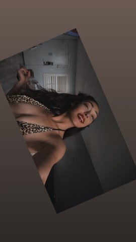 Long Beach Female Escort — Outcall / Content “Pretty Face” - 1