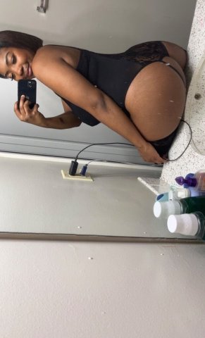 Wichita Kansas Female Escort — Trucker & Fetish Friendly - 1