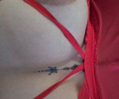 Latina discreta — promoción de fin de semana, full complaciente - Image 7