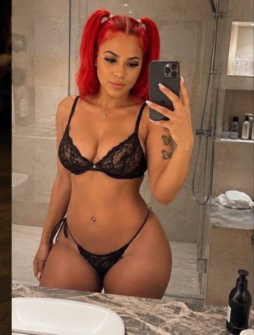 Boise 23-Year-Old Female Escort — Relaxation Massage & Dinner Dates - 1