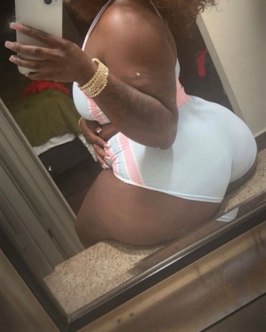 Incall 4'11 Florida Water — Female Escort - 1