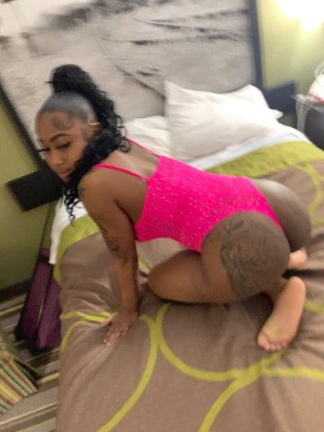Milwaukee Female Escort — let’s have fun (23) - 1