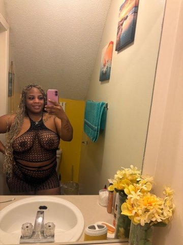 Memphis Female Escort — Karma (Kinky Tight Grip Funsize Babe) - 1
