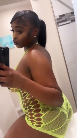 Young Tallahassee Female Escort — Incall/Outcall (Facetime verified) + massage - 1