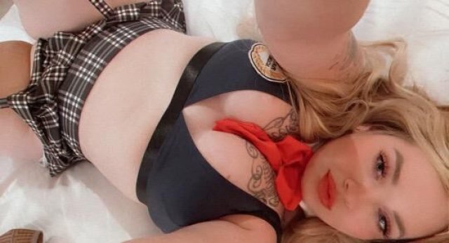 Portland, OR Female Escort — Incall playtime & FaceTime shows - 1