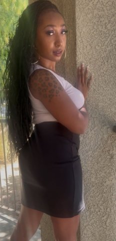 San Fernando Valley Female Escort — late-night talks - 1