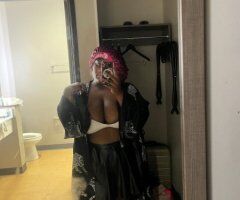 Mocha — Chocolate BBW Throat & Gripper Services (Private Room) - Image 2
