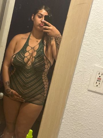 Inland Empire, CA Female Escort — discreet upscale dates, facetime & content - 1
