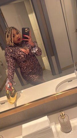 Discreet Female Escort in Minneapolis/St. Paul for Incall & Outcall Companionship - 1