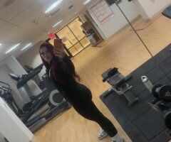 Yasmine, Middle Eastern Beauty — Green Eyes & Curves - Image 10