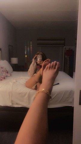 Discreet Mami outcalls — real pics, clean class vibe, Rose adds - 1