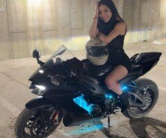 Salt Lake City Female Escort — QV 250, HHR 300, HR 600 + party favors - Image 2