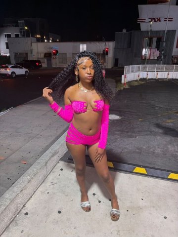 San Diego Female Escort — 2 girls, tiny frame, car dates & incalls - 1