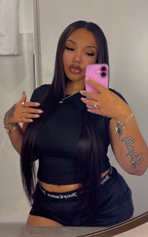 Birmingham AL Female Escort — Mariah (Incalls & Outcalls) - 1