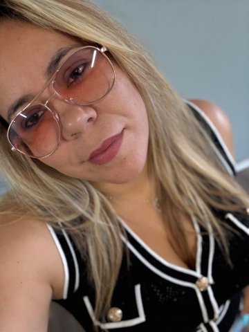 Reno Female Escort — In-Call, Out-Call, Cardate & Facetime Shows - 1