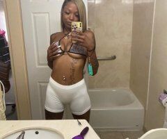 Chicago Petite Ebony Escort — Spinner Alert - Image 4