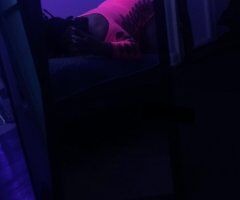 Baton Rouge LA Discreet Female Escort — Throat Focus - Image 2