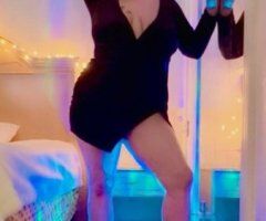 Leigh — MILF Female Escort in Toledo, OH (Sunday Outcall) - Image 12
