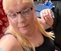 Buffalo Female Escort — Hoover experience with soft gum - Image 4