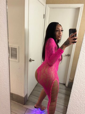 Memphis Mixed Lightskin  Petite Escort — 20 - 1