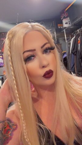 Fresno Female Escort — In-call, Out-call Doubles, QV/HH/HR - 1
