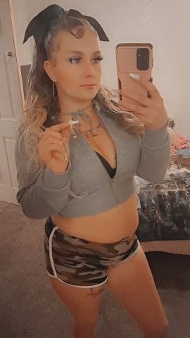 Blonde Babe (Whitegirl) Escort — Fresno, CA — No Bare/No GFE - 1