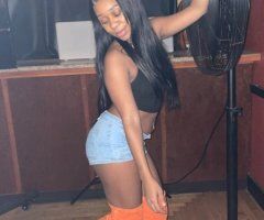 Kayla Play Pin — Gentlemen only Full Service & 2 Girl Special (Visalia, CA) - Image 2