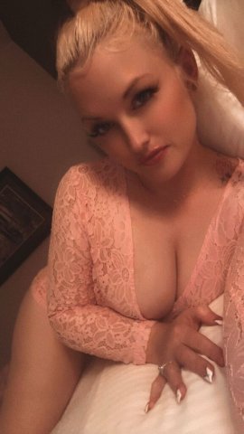 Mobile Hot Blonde Escort — Multiple-Hour Specials (No Anal, No BB) - 1