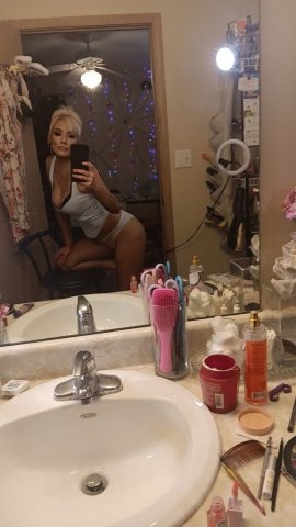 Fayetteville AR Petite Blonde Blue-Eyes Escort — Incalls & Outcalls - 1