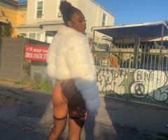 San Jose Petite Female Escort — Outcall & Carplay - Image 6