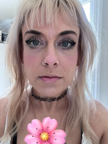 Ventura Female Escort — Latin, Affectionate, Bbj Experience - 1