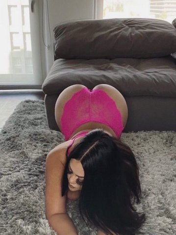 San Francisco Upscale Female Escort — Porn Star Service - 1