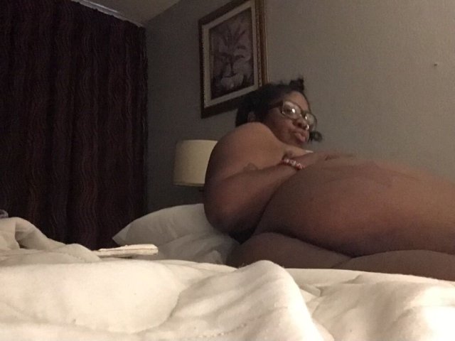 Bella — independent escort with toe-curling experience (Chattanooga, TN) - 1