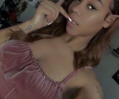Palmdale/Lancaster CA 2 Girl Female Escort — Unbranded bundle (girth-focused) - Image 4