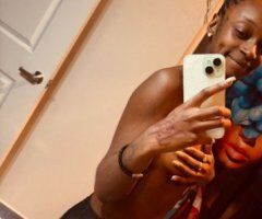 Pittsburgh escorts - Pittsburgh Female Escort — Zhari Lafari Facetime Duo Show