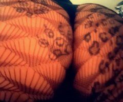 Clarksville TN Female Escort — Massage (in-visit only) — Rates by text - Image 2