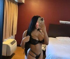 Charleston escorts - Hermosa Chica Latina, trato de novio y posiciones