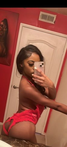 Seattle Female Escort — Fantasy Girl available now - 1