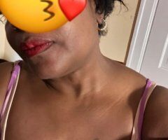 Indianapolis Mature Female Escort for 1:1 FaceTime Show, Custom Content & Tapes - Image 2