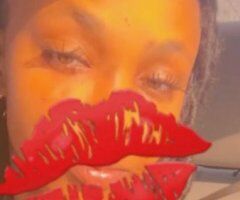 Topeka Kansas Sweetheart Green-Eye Woman — Video/Photo Sessions - Image 5