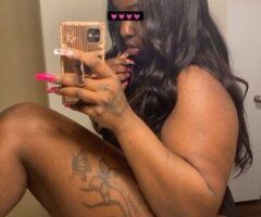 Savannah GA Female Escort — Right Grip Wet Choochie - Image 5