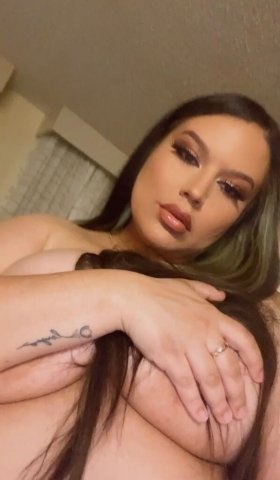 Latina 2 Girl Specials — 28 - 1