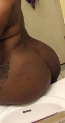 Cincinnati Female Escort — Facetime/Google Duo Verification, Reds Games (Head Only) — 22 - 1