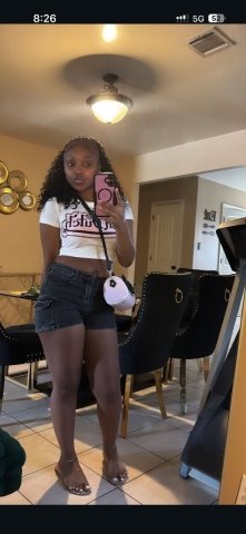 Milwaukee Female Escort — Incall/Outcall Meetups - 1