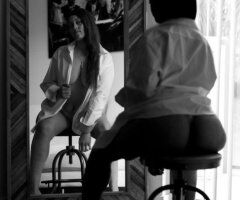 Daytona Busty Hourglass Goddess Escort (Early Bird) - Image 3